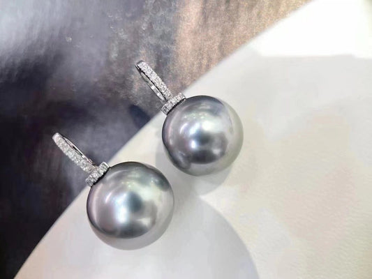 Platinum Grey Tahitian Pearl Pendant