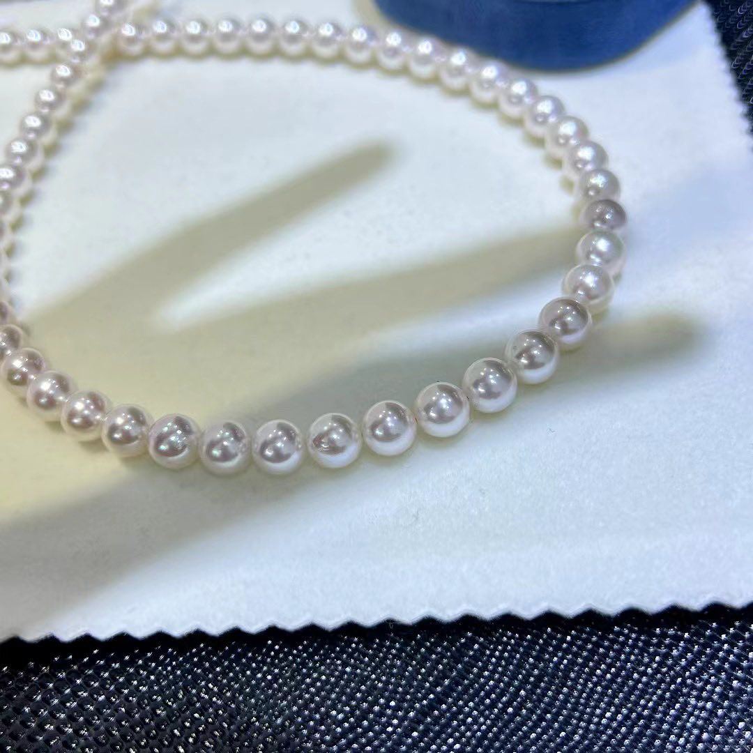 White Akoya Pearls Necklace