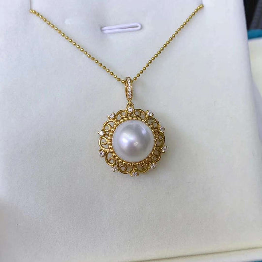 White Color  Australia South Sea Pearl Pendant