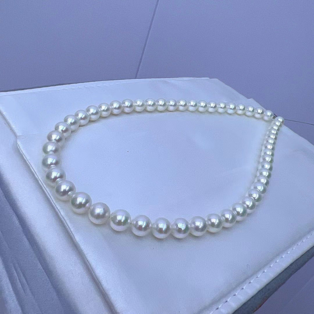 White Color Saltwater Akoya Pearls Necklace