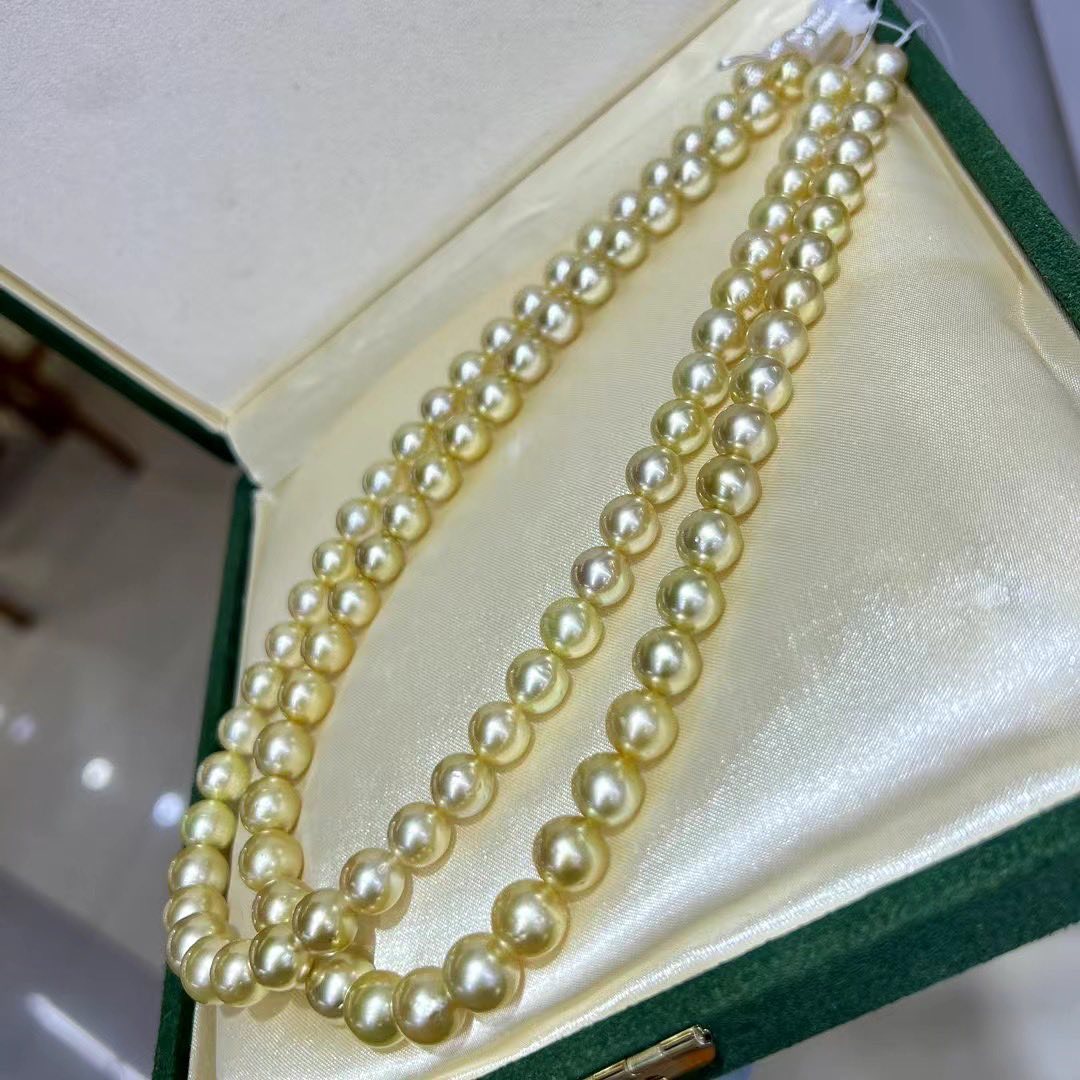 Rich Golden South Sea Pearls Necklace