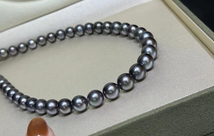 Deep Platinum Gray Tahitian Pearls Necklace