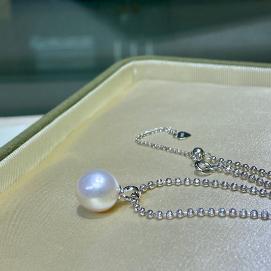 Aurora White Edison Pearl Pendant