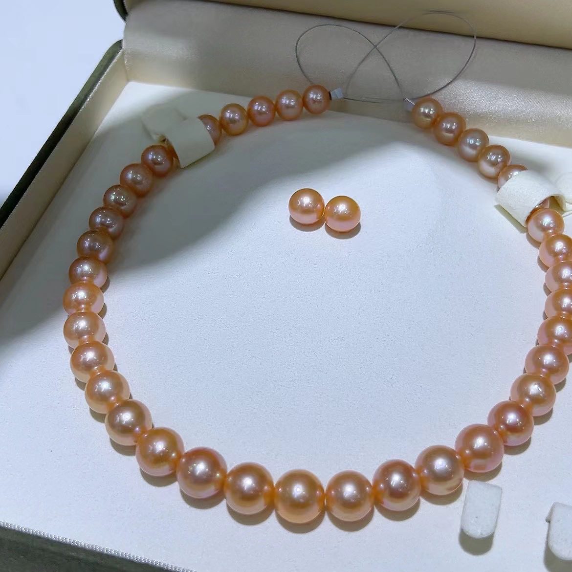 Deep Orange Edison Pearls Necklaces & Earrings