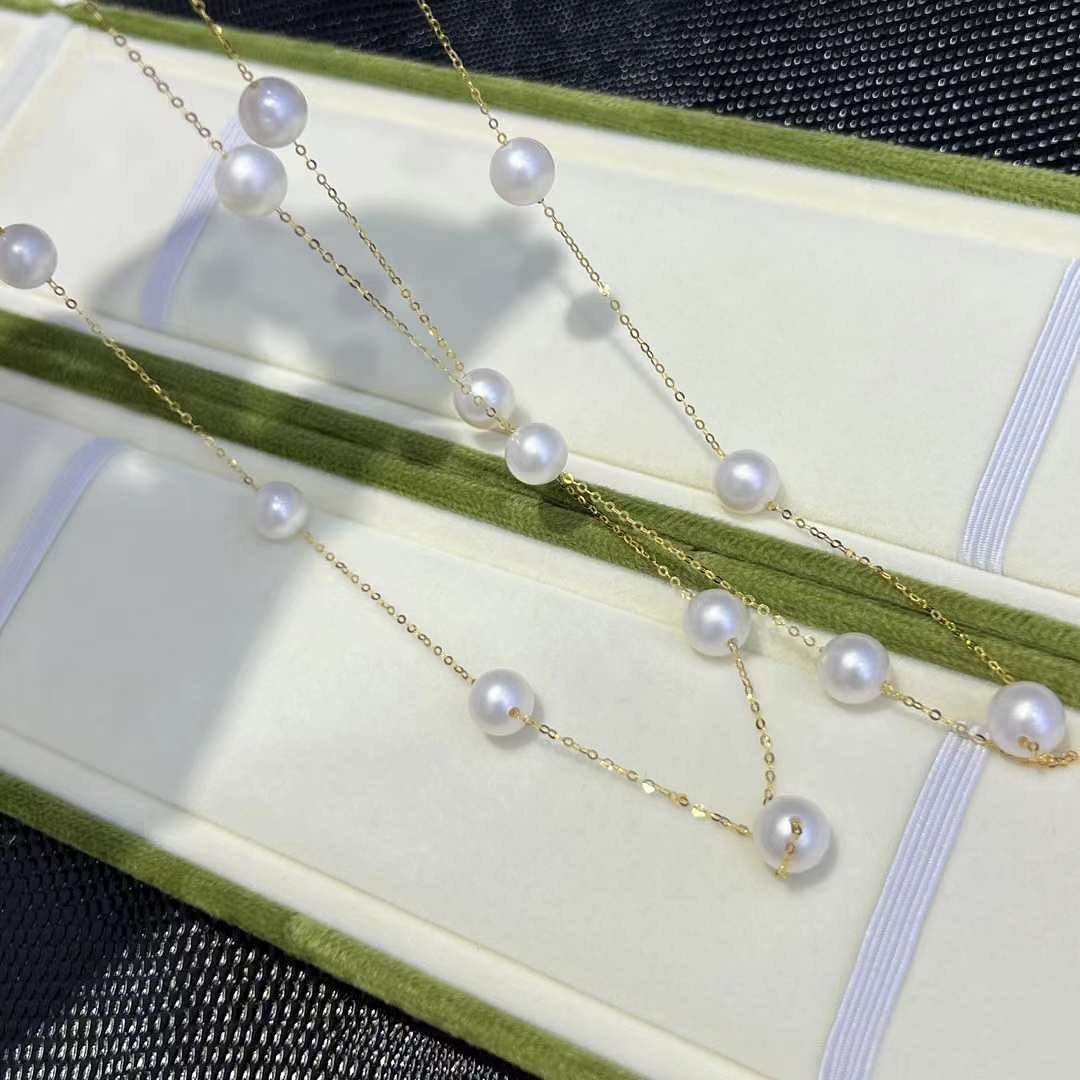 Full-Star White Freshwater Pearls Necklace